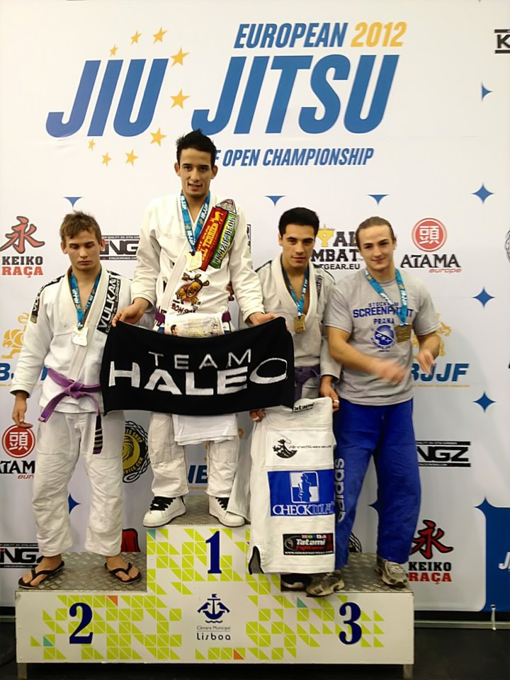 Alex fik bronze i lilla bælte Alex fik bronze i lilla bælte