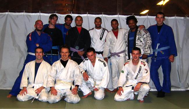 Shimon lilla og tray blå bælte i BJJ
