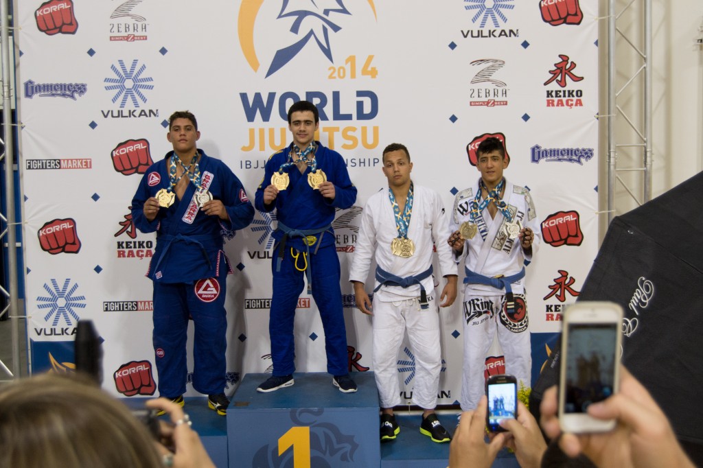 Joshua Manzcak på podiet til VM i BJJ 2014